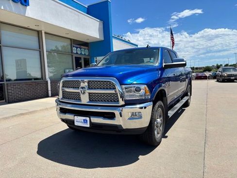 Used 2015 RAM 2500 Laramie w/ Convenience Group AWD/4WD image 1