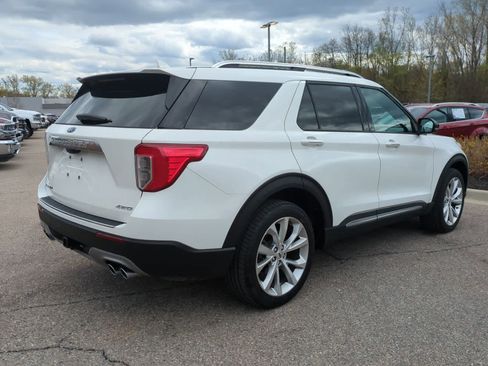 Used 2023 Ford Explorer Platinum w/ Technology Package AWD/4WD image 8