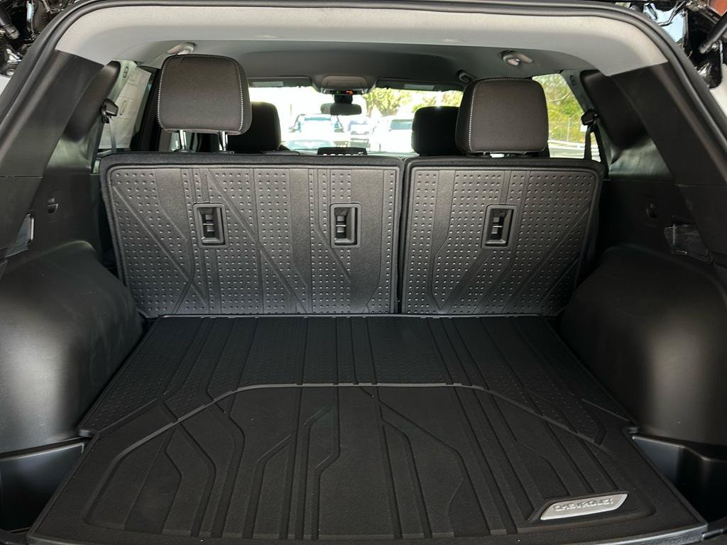 New 2025 Chevrolet Blazer LT w/ Midnight/Sport Edition FWD image 39
