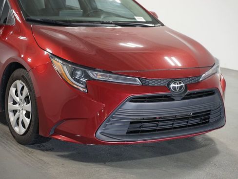 Certified 2023 Toyota Corolla LE image 4