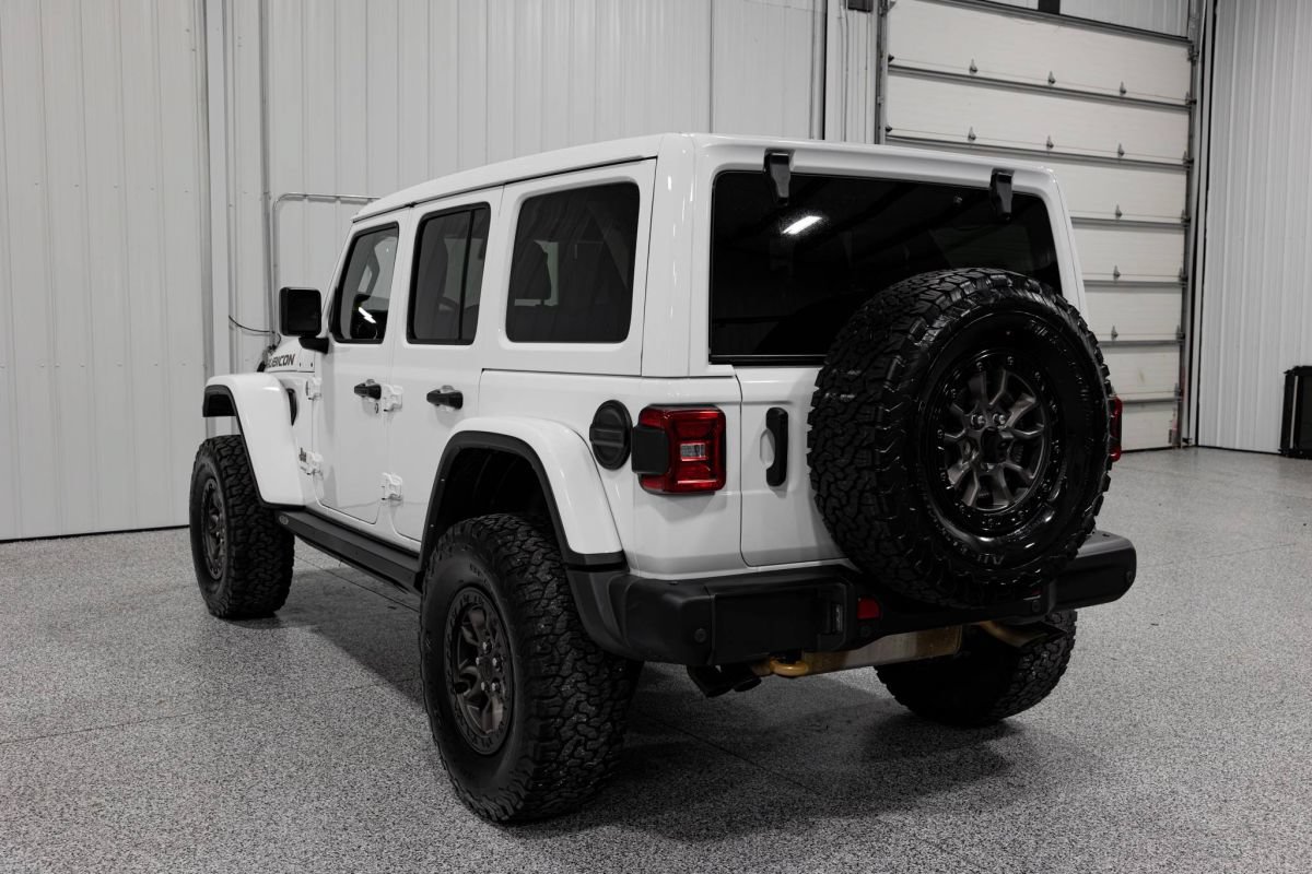 Used 2021 Jeep Wrangler Unlimited Rubicon AWD/4WD image 3