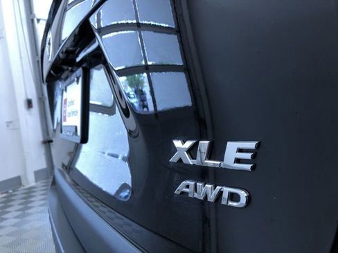Certified 2025 Toyota RAV4 XLE w/ Convenience Package AWD/4WD image 15