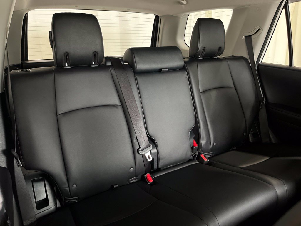 Used 2021 Toyota 4Runner Venture w/ Moonroof Package AWD/4WD image 36