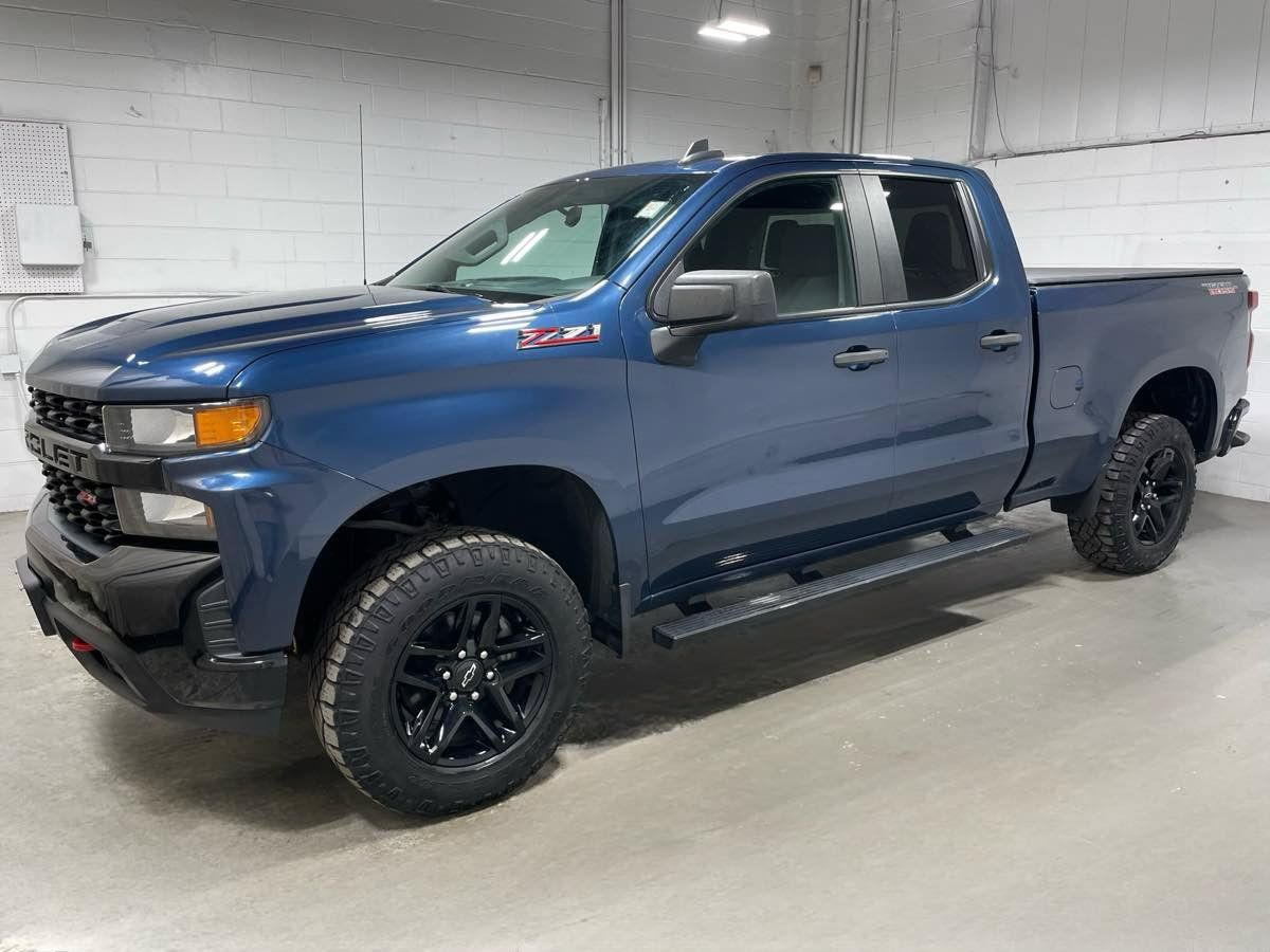 Used 2019 Chevrolet Silverado 1500 Custom Trail Boss w/ Custom Convenience Package AWD/4WD image 1