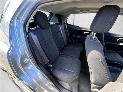 Certified 2020 Chevrolet Trax LS FWD image 28