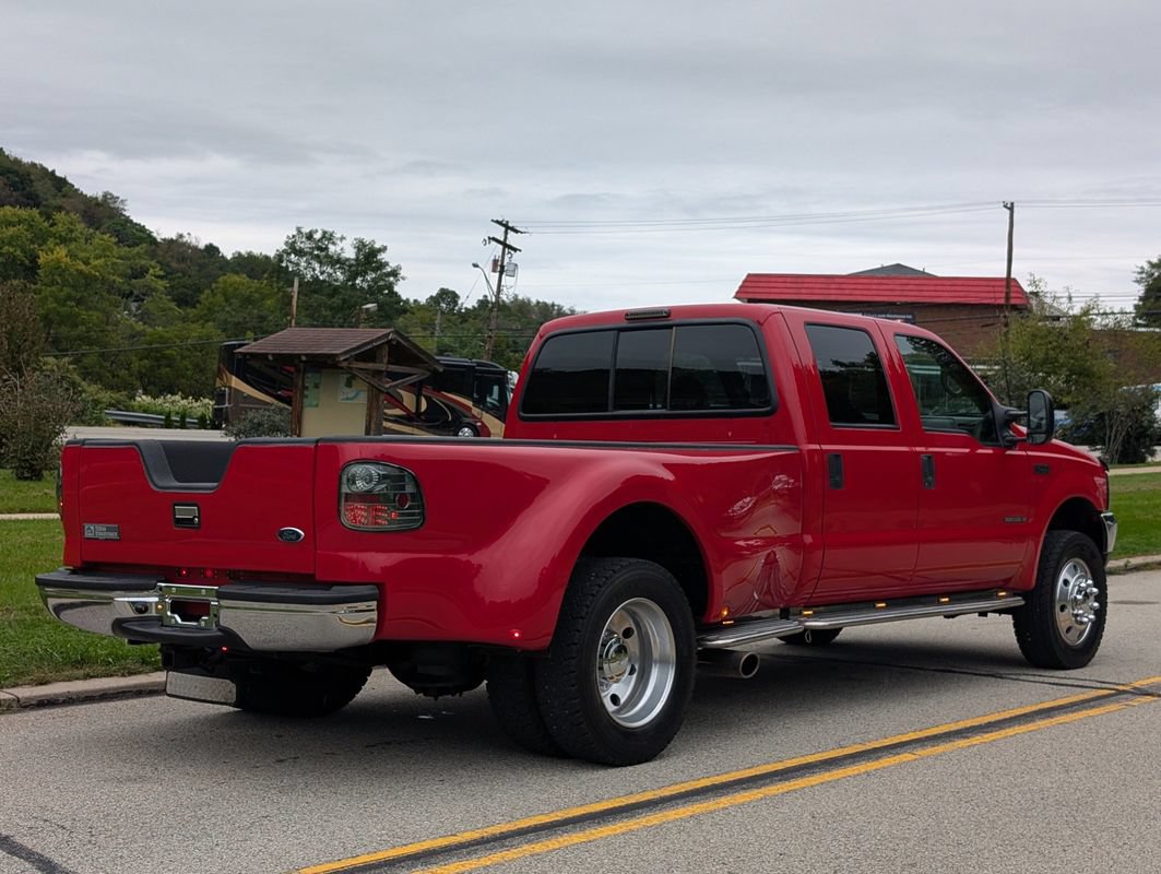 Used 2001 Ford F550 2WD Crew Cab Super Duty image 10