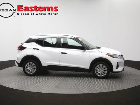 Used 2023 Nissan Kicks S FWD image 48