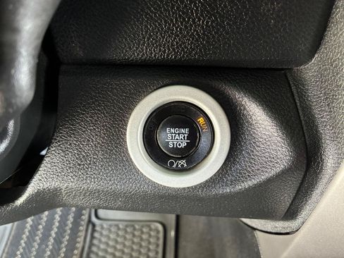 Used 2018 RAM 2500 Limited AWD/4WD image 28
