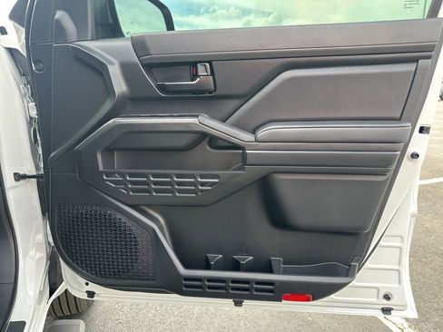 Certified 2025 Toyota Tacoma SR image 10