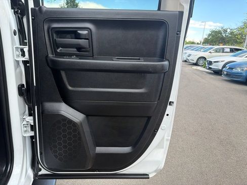 Used 2022 RAM 1500 Tradesman w/ Chrome Appearance Group AWD/4WD image 14