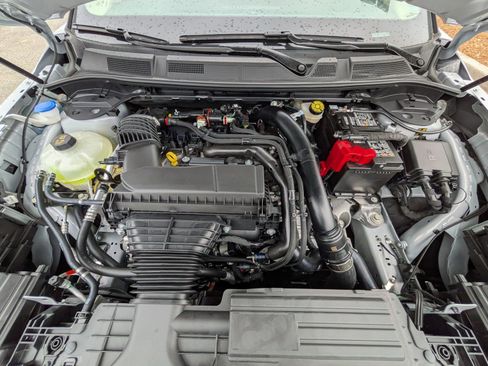 New 2026 Lincoln Corsair Premiere image 11