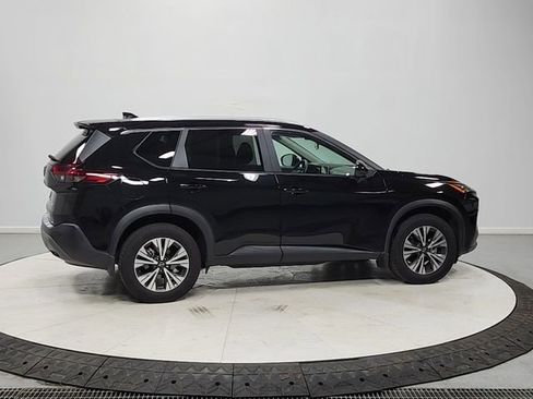 Used 2023 Nissan Rogue SV w/ SV Premium Package FWD image 8