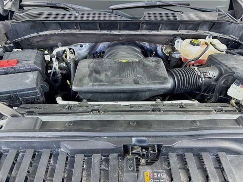 Used 2023 Chevrolet Silverado 1500 LT RWD image 38