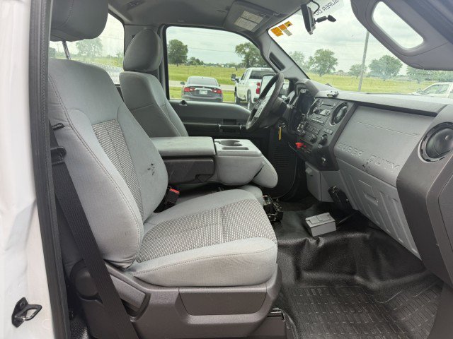 Used 2013 Ford F550 2WD Regular Cab Super Duty w/ Payload Upgrade Pkg image 8