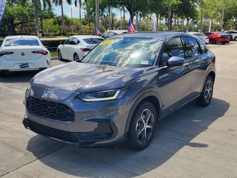 Used 2025 Honda HR-V EX-L image 3