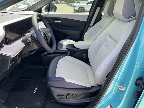 New 2026 Nissan Leaf Platinum+ w/ Floor Mat Package (Platinum+) FWD image 7