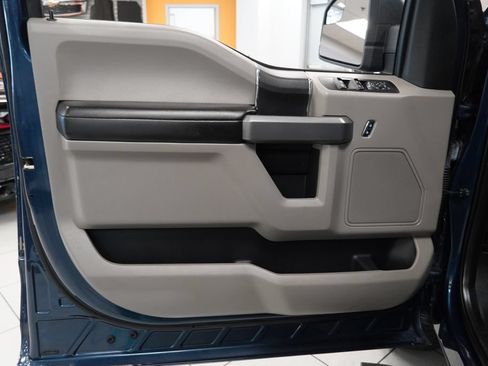 Used 2017 Ford F150 XLT AWD/4WD image 15