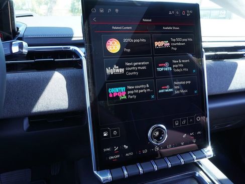 New 2026 GMC Sierra EV Elevation image 18