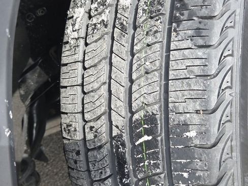 Used 2017 Jeep Grand Cherokee Limited w/ Luxury Group II image 28