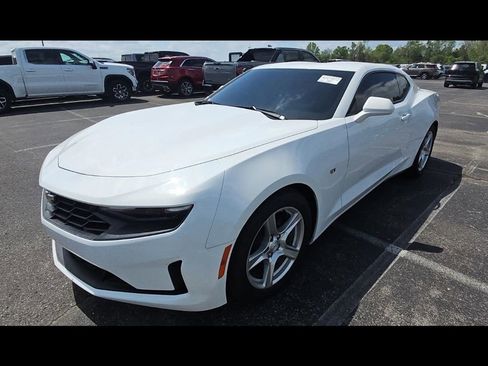 Used 2024 Chevrolet Camaro LT RWD image 3