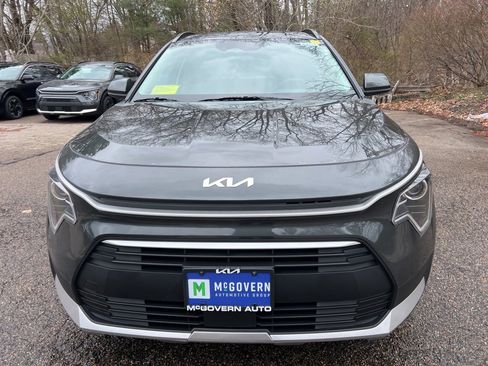 New 2025 Kia Niro EX w/ EX Cold Weather Package image 6