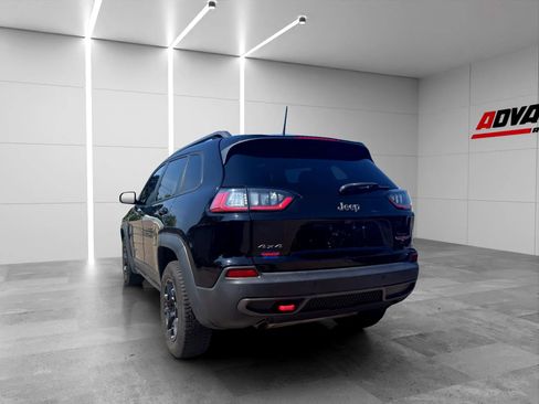 Used 2020 Jeep Cherokee Trailhawk AWD/4WD image 5