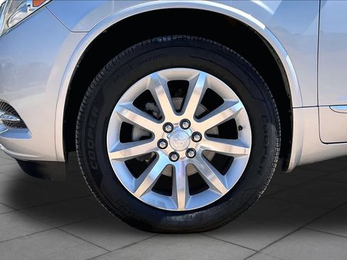 Used 2017 Buick Enclave Premium FWD image 11