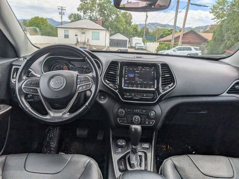 Used 2021 Jeep Cherokee Limited w/ Elite Package AWD/4WD image 9