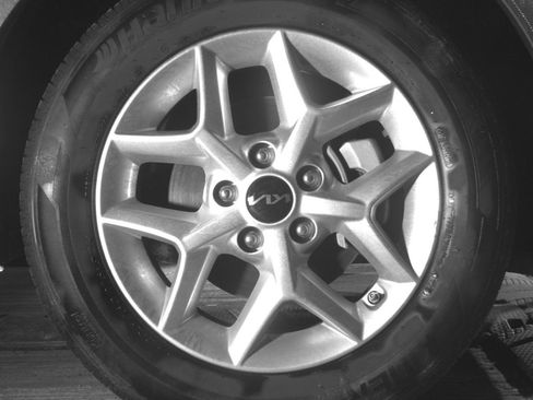 Used 2025 Kia Soul LX w/ LX Technology Package FWD image 13
