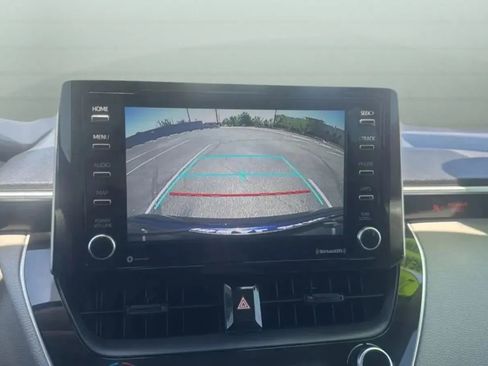 Used 2021 Toyota Corolla LE w/ Carpet Mat Package (TMS) FWD image 16