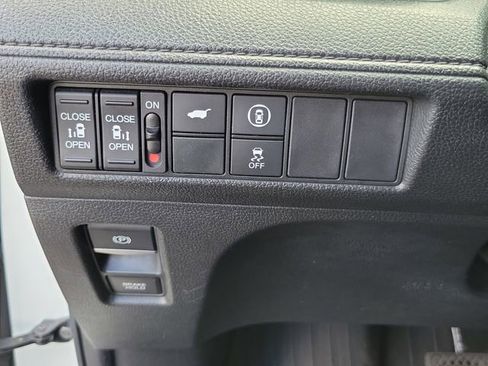 Used 2022 Honda Odyssey EX-L image 29