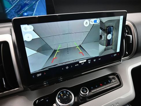 Certified 2025 Ford Expedition Active AWD/4WD image 16