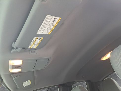 Used 2011 Ford F150 XLT w/ XLT Chrome Pkg RWD image 13