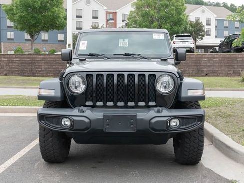 Used 2020 Jeep Wrangler Unlimited Sport AWD/4WD image 2