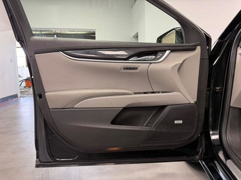 Used 2013 Cadillac XTS Luxury w/ Driver Awareness Package image 26