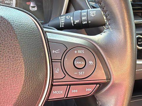 Used 2021 Toyota Corolla SE image 10