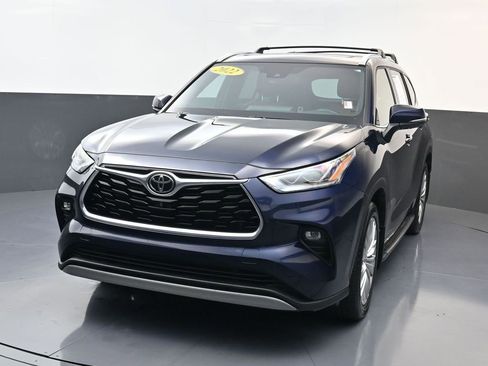 Used 2022 Toyota Highlander Platinum AWD/4WD image 7