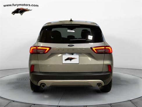 Used 2023 Ford Escape Active w/ Cold Weather Package image 4