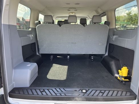 Used 2018 Ford Transit 150 XL RWD image 15