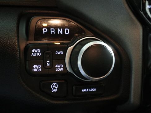 Used 2024 RAM 1500 Big Horn AWD/4WD image 25