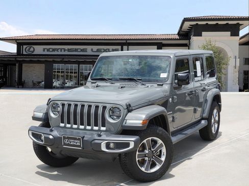 Used 2019 Jeep Wrangler Unlimited Sahara AWD/4WD image 1