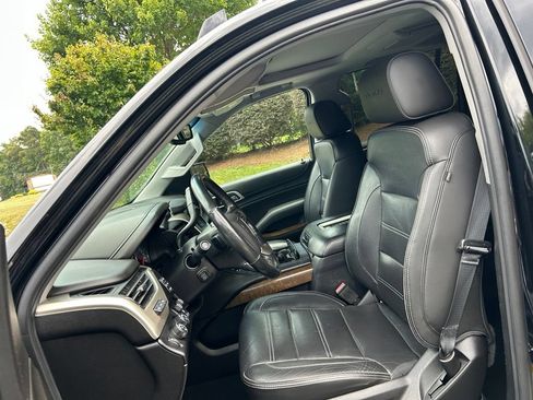 Used 2019 GMC Yukon XL Denali w/ Denali Ultimate Package AWD/4WD image 39