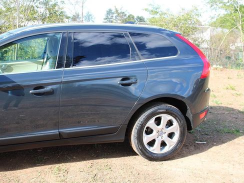 Used 2012 Volvo XC60 3.2 image 10
