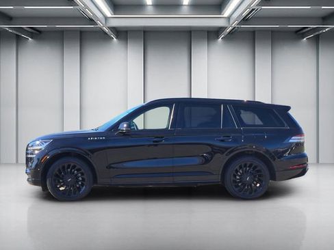 Used 2023 Lincoln Aviator Reserve w/ Equipment Group 201A AWD/4WD image 7