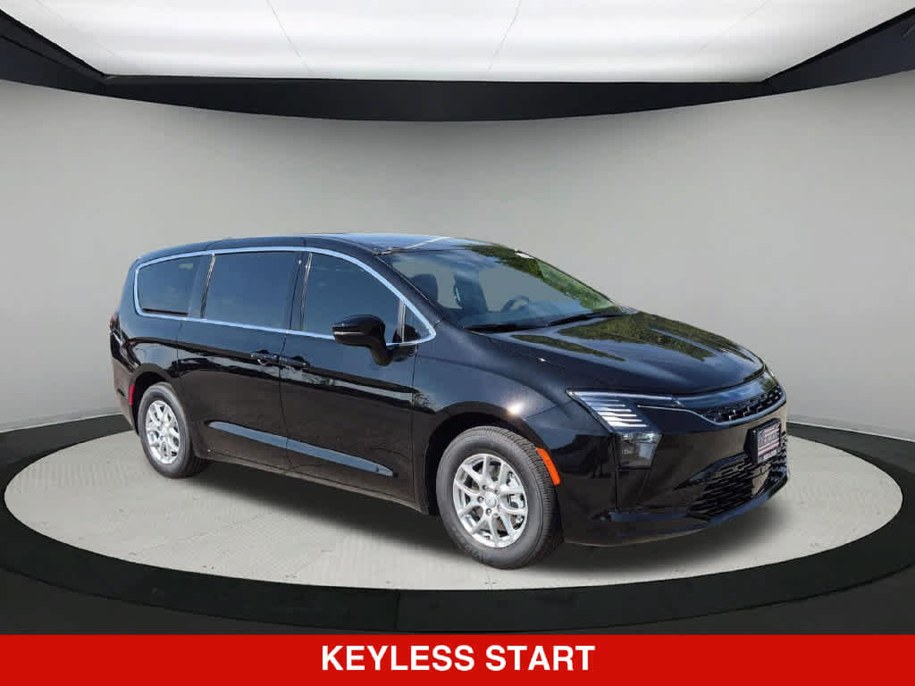 New 2027 Chrysler Pacifica Select FWD image 9