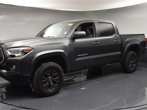 Used 2020 Toyota Tacoma SR5 image 4
