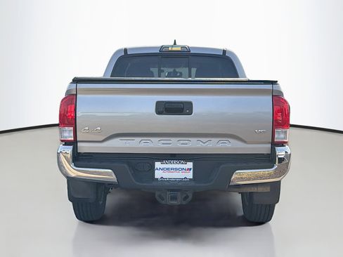 Used 2017 Toyota Tacoma SR5 w/ Tow Package AWD/4WD image 16