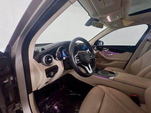 Used 2021 Mercedes-Benz GLC 300 image 21