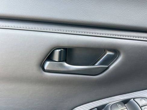 New 2025 Nissan Sentra S image 12