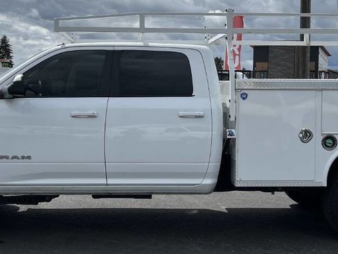 Used 2022 RAM 3500 Big Horn AWD/4WD image 8